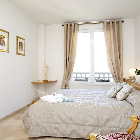 Lux Apartments Barcelona Room photo